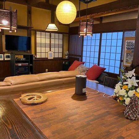 Appartement 民泊azoo à Gujō Extérieur photo